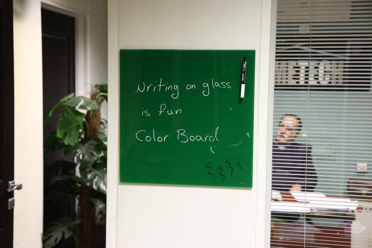 کالربرد شیشه ای مغناطیسی سوپر کلیر ۴۵x۴۵ سانتی‌متر